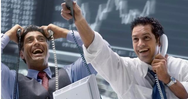 Tự doanh CTCK bất ngờ mua ròng hàng trăm tỷ trong phiên 13/8, mã nào là tâm điểm "gom hàng"?