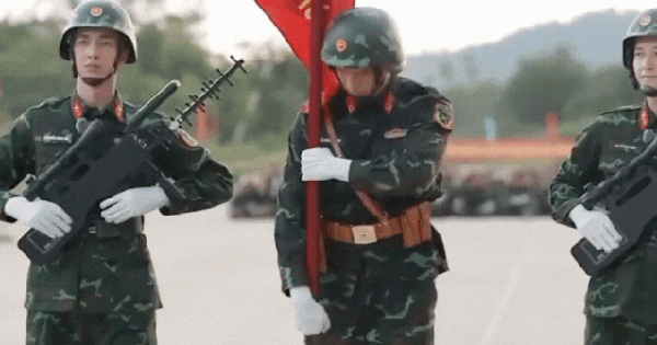 Thoại đúng 7 chữ, Thượng Úy Lê Hoàng Hiệp được khen vì hành động chuyên nghiệp