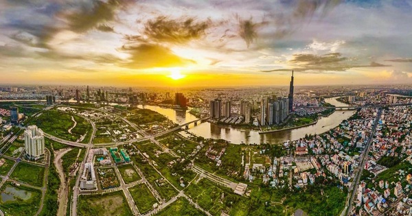 Loạt lãnh đạo bất động sản nhận thù lao cao ngất ngưởng giữa mùa kinh doanh co hẹp