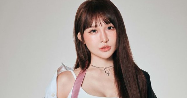 Nữ ca sĩ 94 bỏ nhà đi trốn nợ tiền tỷ