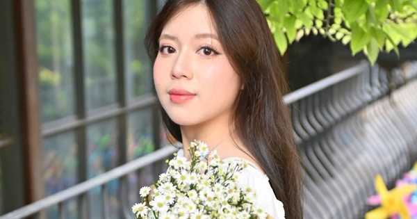 1 nữ sinh 2003 vừa làm nên lịch sử 70 năm mới có 1 lần của NEU