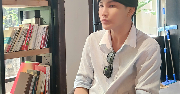 Nam ca sĩ gây sốt nhờ “rap cải lương”: Mẹ bỏ đi từ lúc em tôi 2,3 tháng tuổi, giờ nó 23 tuổi rồi!