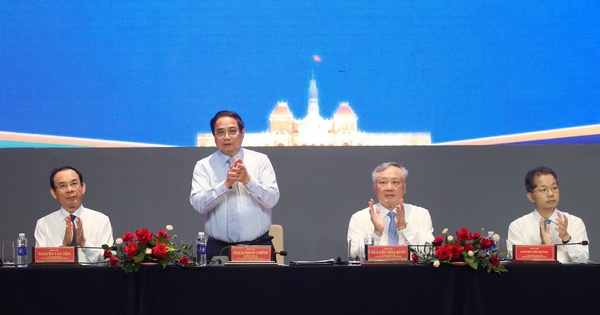 Thủ tướng Phạm Minh Chính dự hội nghị triển khai Nghị quyết về Trung tâm Tài chính quốc tế