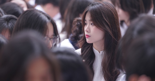 NÓNG: Trường đại học đầu tiên công bố điểm chuẩn thi tốt nghiệp THPT 2025, cao nhất 27,32 điểm!