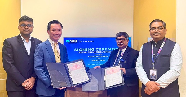 Tỷ phú Phạm Nhật Vượng “bắt tay” ngân hàng lớn nhất Ấn Độ cũng cấp các gói vay ưu đãi mua xe VinFast