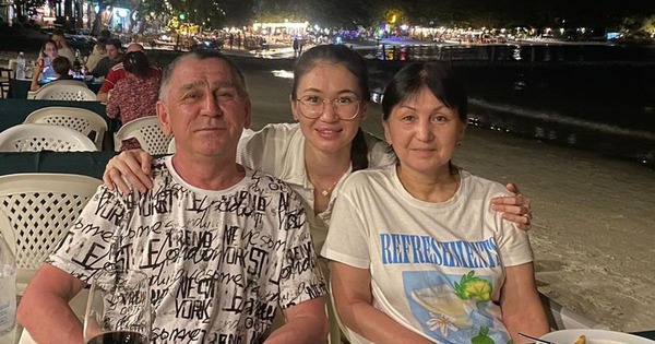 Mẹ chồng U70 khởi nghiệp với nghề bán nem chua ở chung cư: Bí quyết kiếm tiền tuổi già, con dâu bái phục