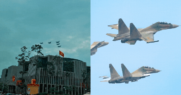 Dưới bầu trời hòa bình: Dàn máy bay hợp luyện trình diễn đầy kiêu hãnh trong tiếng hò reo của người dân Thủ đô