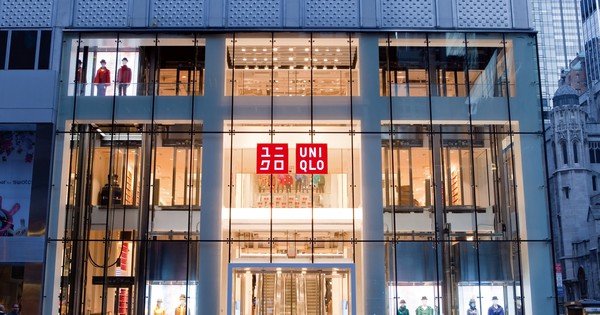 Bi hài Uniqlo vượt xa Zara và H&M nhưng phải gánh còng lưng công ty mẹ
