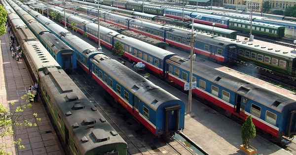 Đã phát triển 140 năm nhưng Việt Nam chưa có sản phẩm xuất khẩu, chưa sản xuất được đầu máy điện mà vẫn quyết tạo đột phá lớn trong lĩnh vực đường sắt