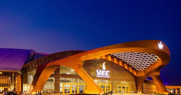 Bộ Xây dựng yêu cầu Vingroup, VEFAC khẩn trương triển khai thực hiện những việc sau tại công trình top 10 thế giới