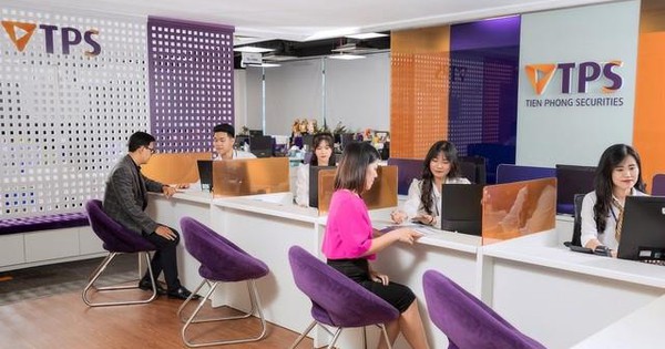 Chứng khoán Tiên Phong tuyên bố khắc phục xong nguyên nhân bị cảnh báo, cổ phiếu bật tăng mạnh