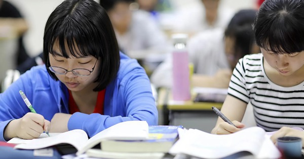 3 "hành vi xấu tính đội lốt vui vẻ" mà cha mẹ phải dạy con nhận diện, nếu bạn cùng lớp có thì hãy tránh xa ngay