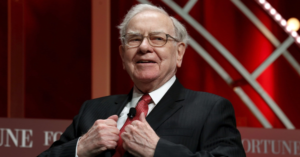 Warren Buffett tiết lộ: có 3 thứ người nghèo luôn hào phóng chi, người giàu lại “keo kiệt” không đụng tới
