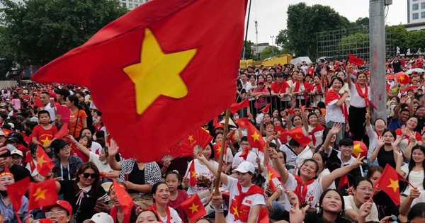 Sơ duyệt diễu binh, diễu hành A80