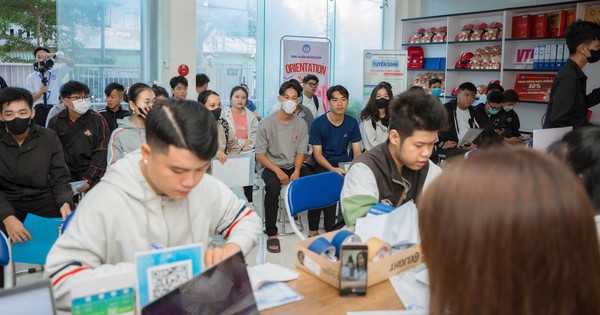Đã trúng tuyển đại học, nhiều thí sinh bất ngờ chuyển hướng học cao đẳng