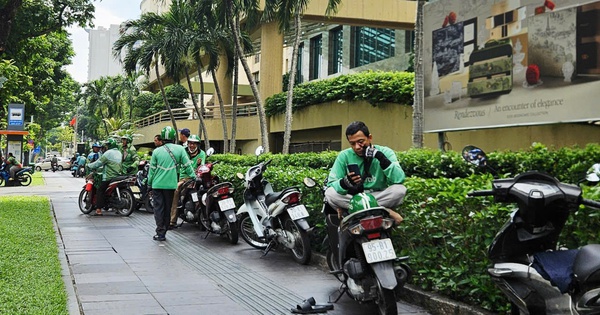 Grab Việt Nam đề xuất xây dựng hệ thống trạm sạc xe điện công cộng