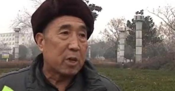 Người đàn ông chi 585 triệu đồng mua bảo hiểm, đủ thời hạn 5 năm đến rút thì được thông báo: “Chờ lúc ông 100 tuổi hẵng quay lại”