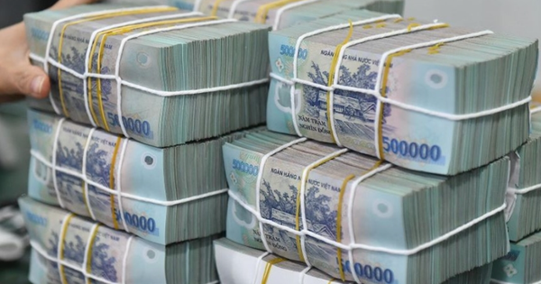 TP HCM khẩn trương cấp kinh phí tặng 100.000 đồ...