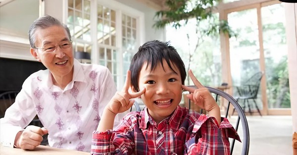 Khi về già, những bậc cha mẹ khôn ngoan nhất thường không khoe điều này, dù thực tế con cái họ đúng như vậy!