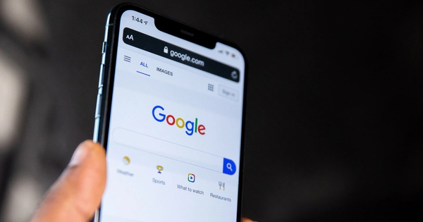 Ván cược 20 tỷ USD/năm: Vì sao Google chi tiền 'khủng' để bám lấy Apple?