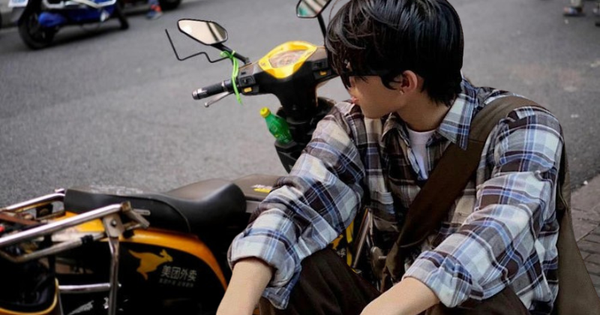 Khoản nợ 3,2 tỷ đồng khiến ông chủ phải đi làm shipper: Gác lại đam mê vài năm không chết, nhưng không có tiền ăn 1 tháng thì sẽ chết!