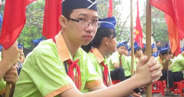 Nếu chỉ nhìn lướt qua bức ảnh hồi bé, không ai nghĩ cậu bé 2k này lại làm nên chuyện lớn!