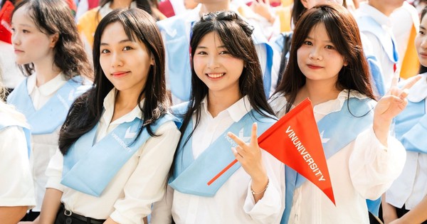 1 năm chưa từng có tại ĐH của tỷ phú Phạm Nhật Vượng: Tỷ lệ chọi 1/9, IELTS trung bình 7.5, cựu sinh viên SN 2001 đã giữ chức Tổng giám đốc