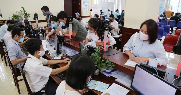 Tiến độ triển khai còn chậm, Bộ Nội vụ gửi văn bản đôn đốc lần 2 yêu cầu bộ, ngành, địa phương khẩn trương hoàn thành một việc