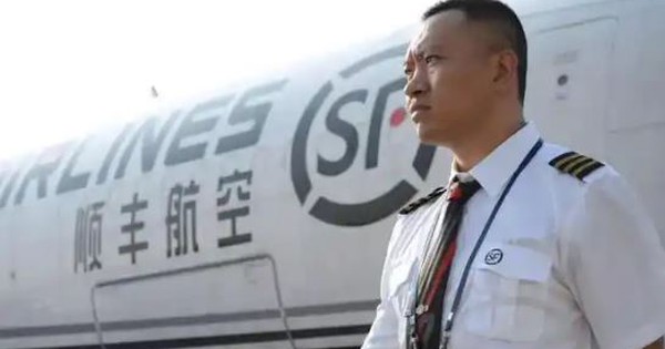 Shipper chăm chỉ học từng phút, 13 năm vượt 30.000 ứng viên trúng tuyển thành cơ trưởng: Tôi tận dụng, học từng phút giây