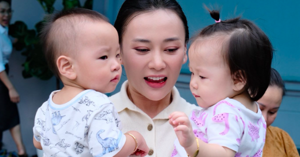 Đỗ Phương Oanh chia sẻ khoảnh khắc ngày đầu đi học của cặp song sinh: "Khi đi hoành tráng, khi về mắt sưng"