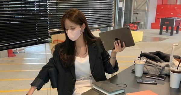 Càng lên sếp càng dễ nghèo, lương tăng đấy nhưng không còn muốn đi cái xe cũ, mặc cái áo bình dân...