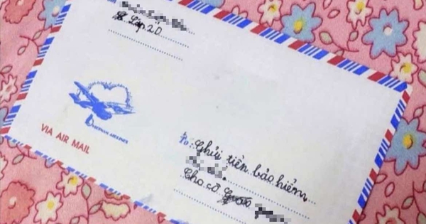 Xin tiền nộp "bảo hiểm thân thể", học sinh lớp 2 viết sai 1 từ khiến cô giáo đứng hình: Mở phong bì mà tim đập thình thịch