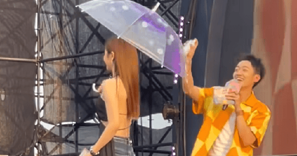 Chỉ cần mỹ nhân này cười thì băng vạn năm cũng tan chảy: Đẹp say đắm lòng người, Google cũng hết từ để khen