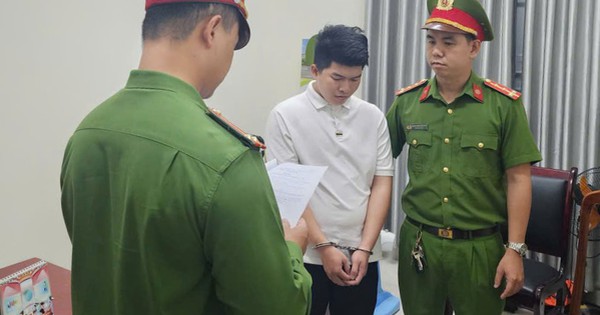 Tạm giữ hình sự Đặng Quang Hiền sinh năm 2002