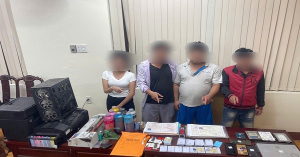 Bắt nhóm đối tượng làm giả hàng trăm sổ đỏ, bằng cấp, giấy khám sức khỏe