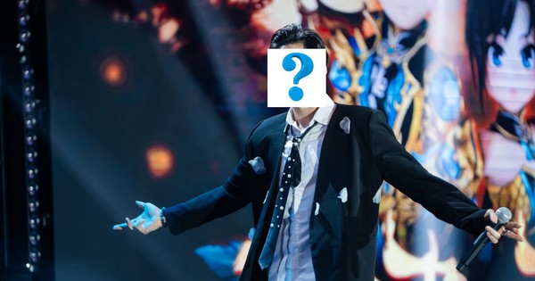 Nam ca sĩ Vbiz là đại gia ngầm, tuổi 44 trẻ trung như đôi mươi, sống một mình trong căn nhà 200 tỷ