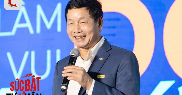 Ông Trương Gia Bình: FPT muốn xây "lớp học đảo ngược", không giảng bài và kiểm tra, học sinh tự học với AI, thầy cô chỉ hướng dẫn và phản biện