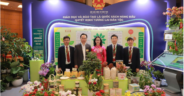 Học viện Nông nghiệp Việt Nam tham gia Triển lãm của ngành Giáo dục