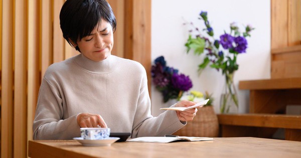 Sau tuổi 40: 8 khoản chi tiêu không cần thiết, giữ lại chỉ khiến bạn thêm áp lực tài chính