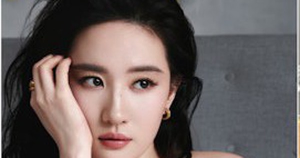 Cô gái khốn khổ vì quá giống Lưu Diệc Phi