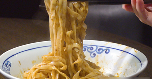 Người đàn ông nguy kịch vì suy gan cấp sau khi ăn mì