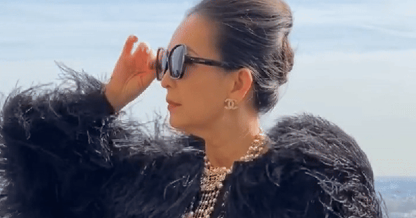 Mỹ nhân Vbiz U65 vẫn không ai qua nổi: Được phong "Hoa hậu không ngai", suốt 40 năm không ăn cơm