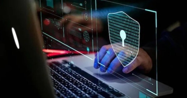 Không cần nhấp chuột vào đường liên kết hay tệp đính kèm lạ, thiết bị của người dùng vẫn có thể bị xâm nhập bằng cách này