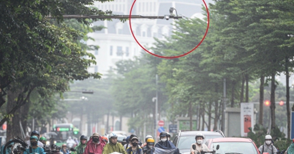 Hình ảnh giao thông khác lạ trên tuyến đường có camera AI giám sát
