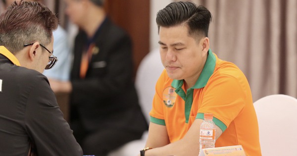 "Nam Phương công tử" Lại Lý Huynh lập kỳ tích: Vô địch cờ tướng thế giới ngay tại Trung Quốc