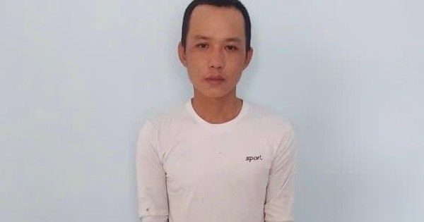 Thi hành lệnh bắt tạm giam Kiều Anh Khoa