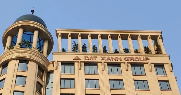 Cổ phiếu của Tập đoàn Đất Xanh liên tục bị bán tháo
