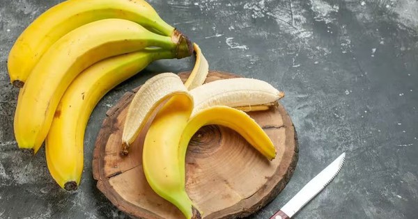 Chuối sẽ tươi ngon suốt 2 tuần nếu được bảo quản ở vị trí này - không phải  bát đựng trái cây