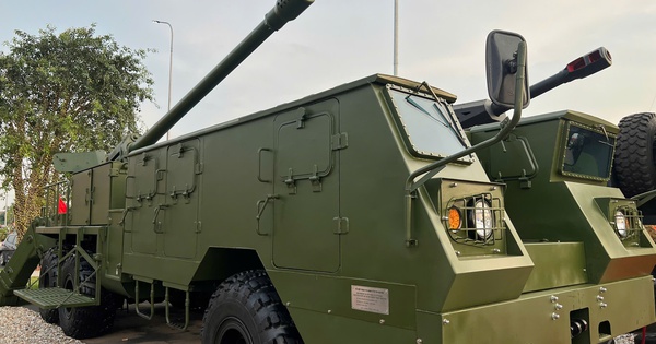 Pháo tự hành bắn xa gần 30km của QĐND Việt Nam lộ diện ở sự kiện quy tụ 4 triệu người có gì đặc biệt?