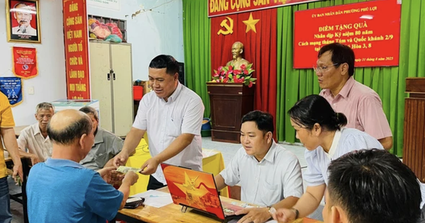 Chậm đăng ký thường trú cho con có được nhận 100.000 đồng dịp Quốc khánh 2-9?